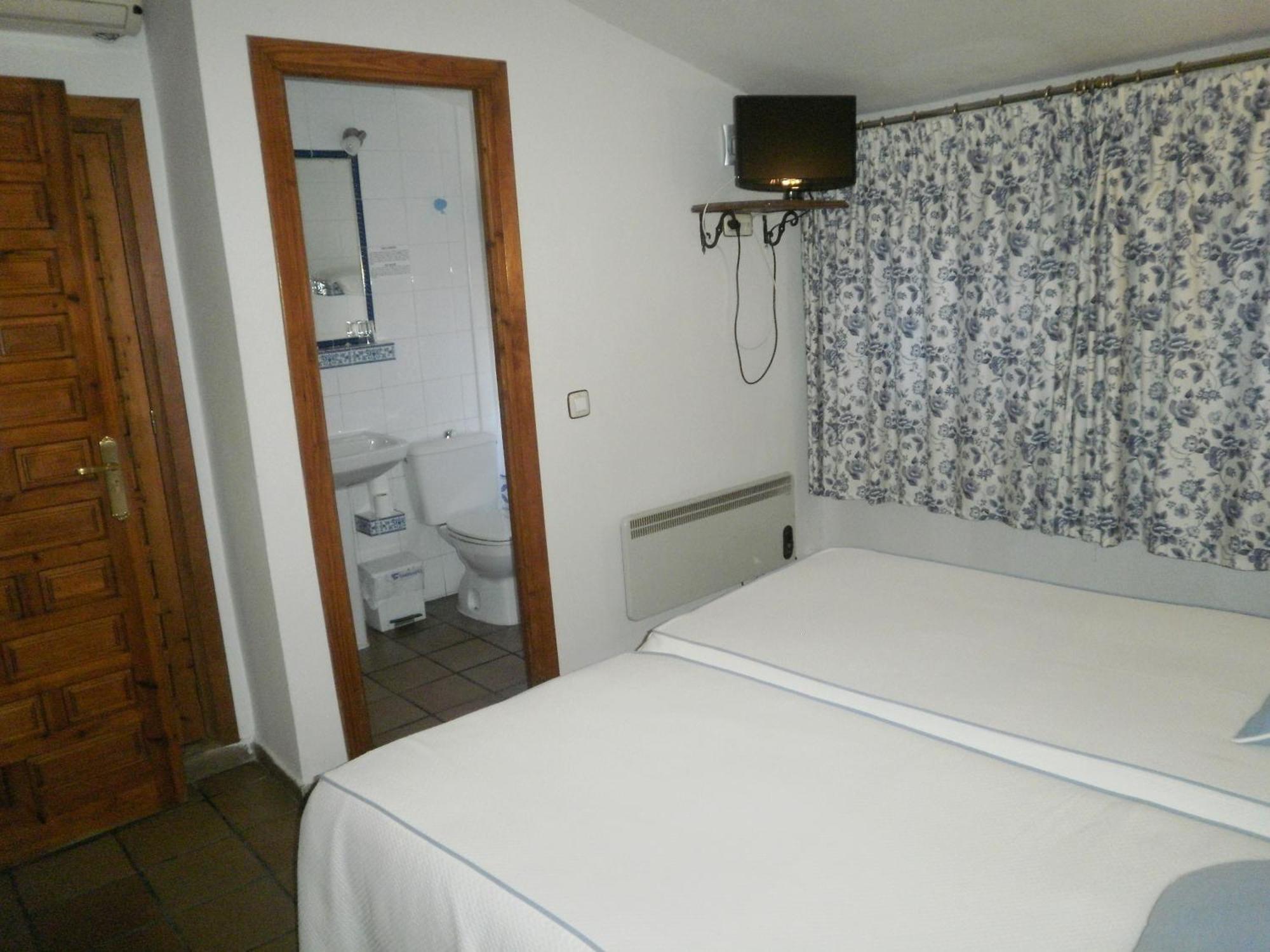 Hostal La Posada De Zocodover Toledo Buitenkant foto