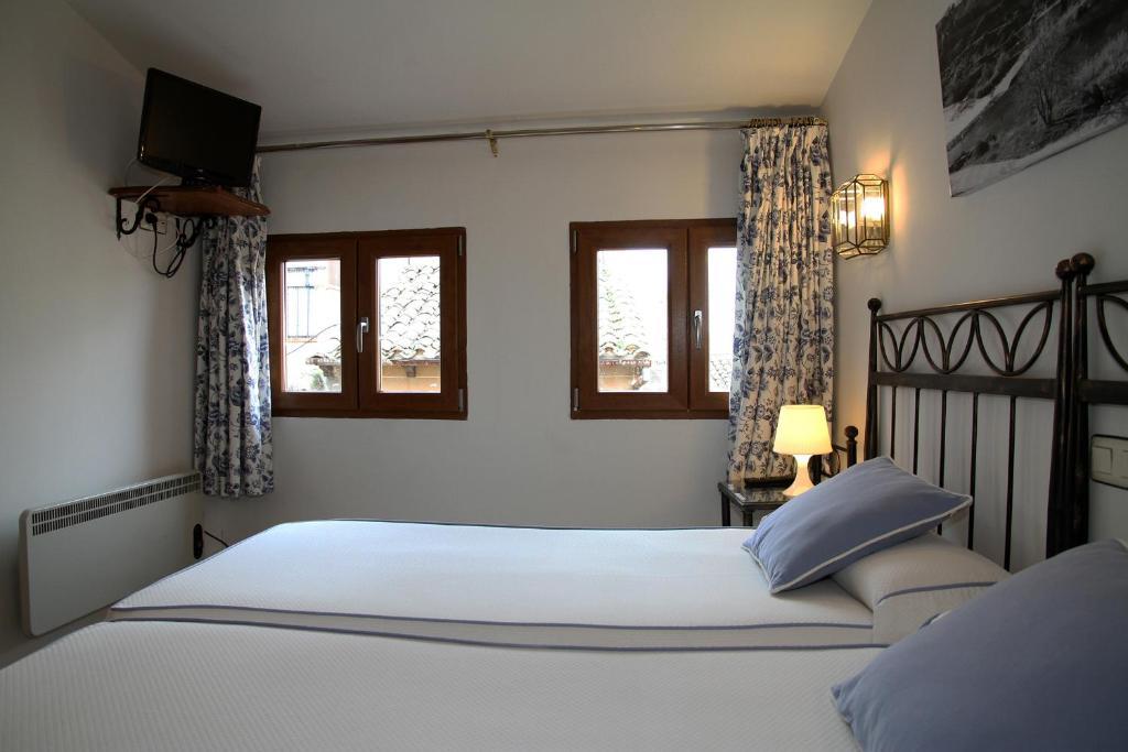 Hostal La Posada De Zocodover Toledo Buitenkant foto