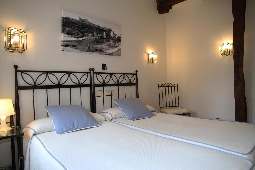 Hostal La Posada De Zocodover Toledo Buitenkant foto